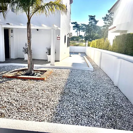 Casa Da Audiência Lote 32 * Monte Gordo