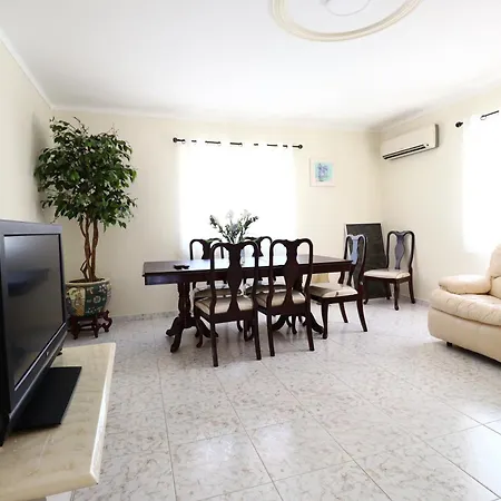 Casa Da Audiencia Lote 32